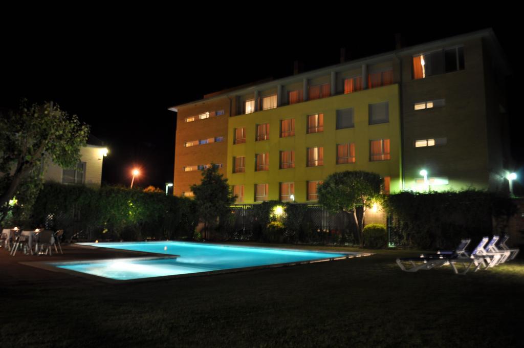 Hotel Sole Pobla de Segur Exterior foto